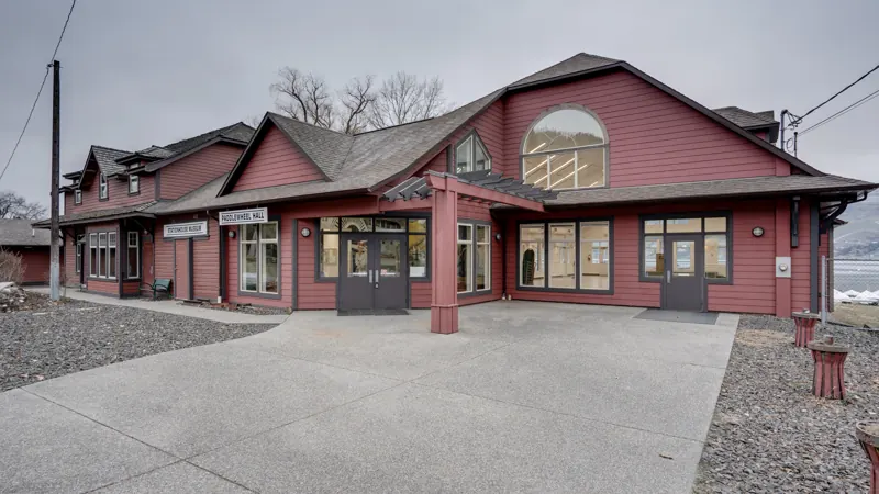 Paddlewheel Hall from the parking lot